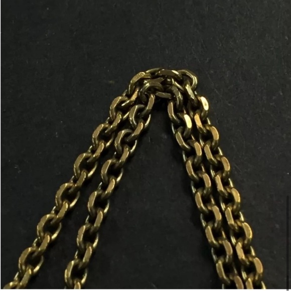 LOUIS VUITTON Collier Gamble Gold Tone Logo Necklace - Picture 13 of 15